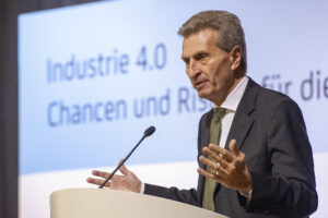 Redner Günther Oettinger